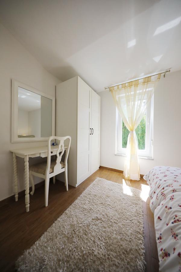 Mirakul Apartamento Zadar