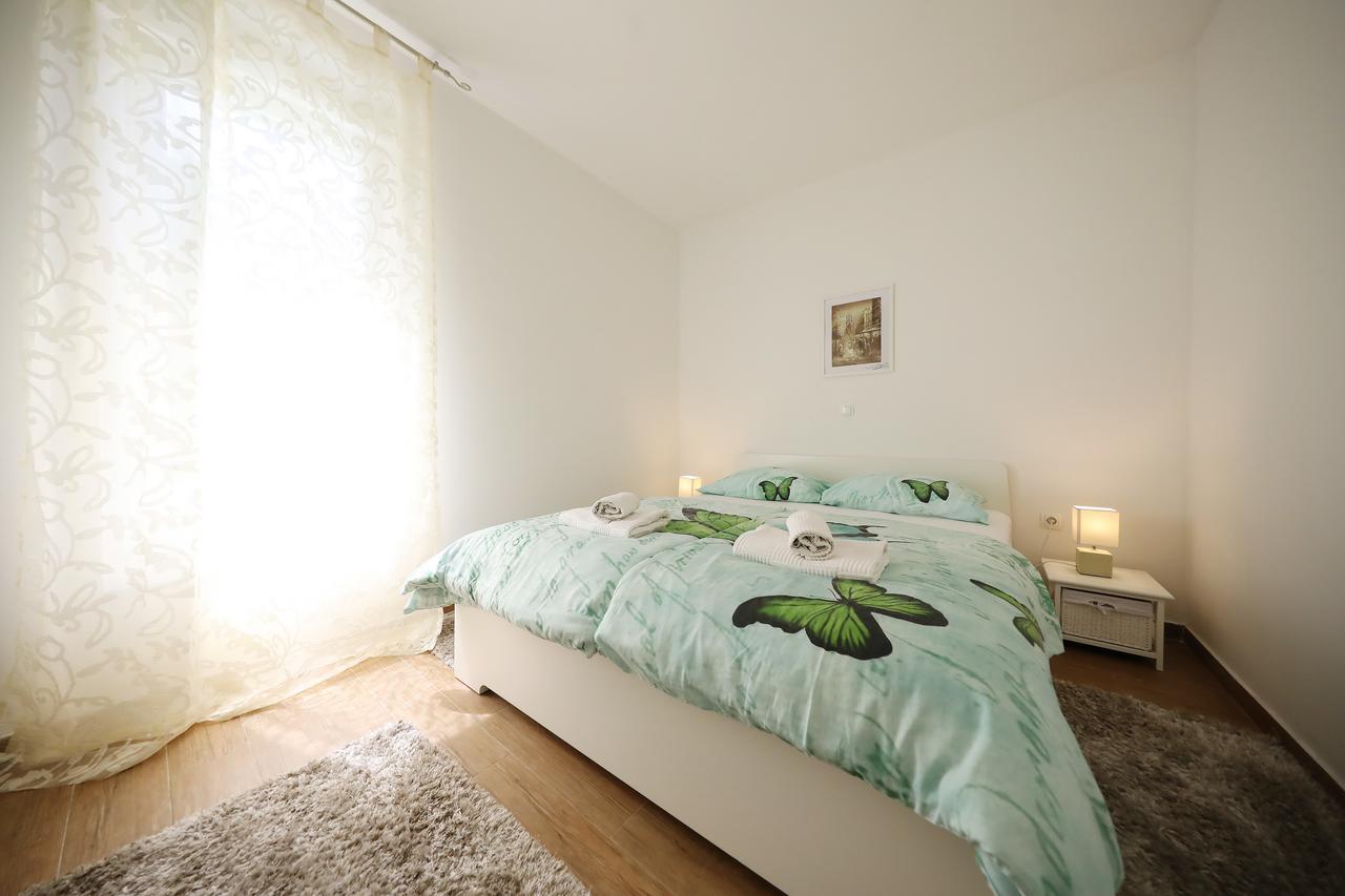 Apartment Mirakul